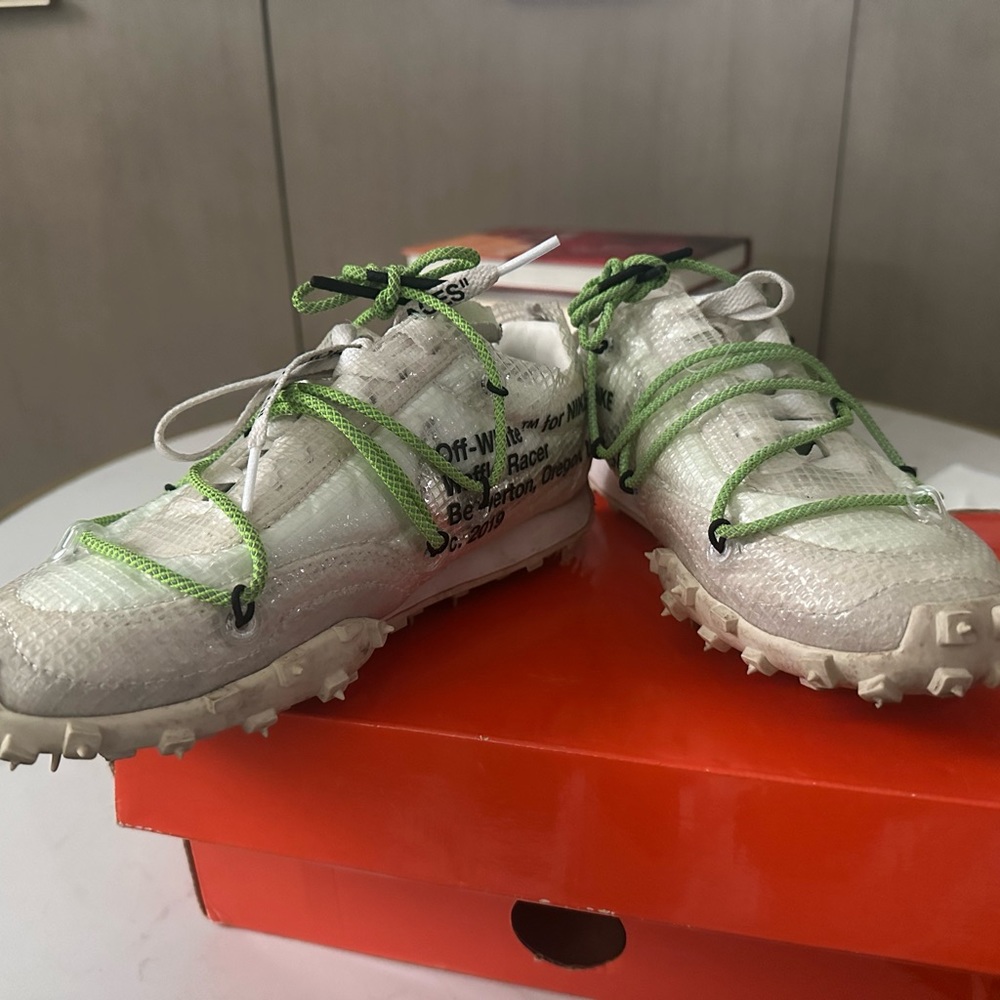 Off white waffle runners